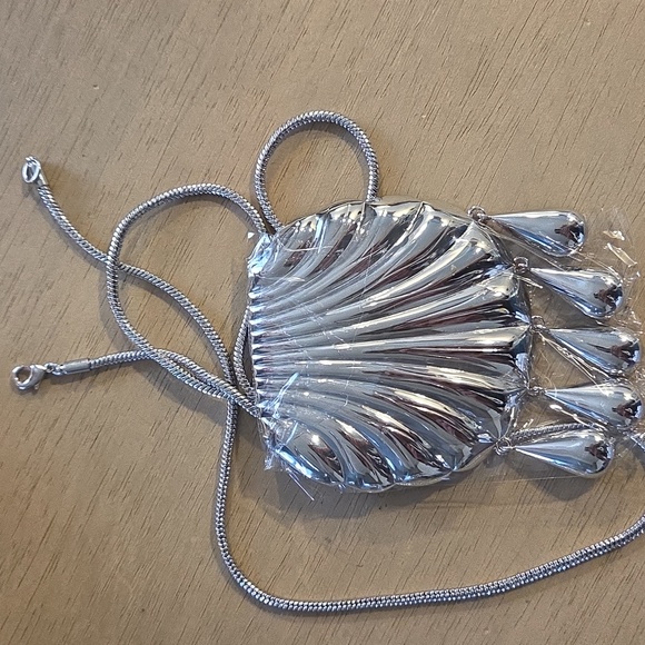 Nwt Juju Petra Shell Collar Necklace - Picture 3 of 7